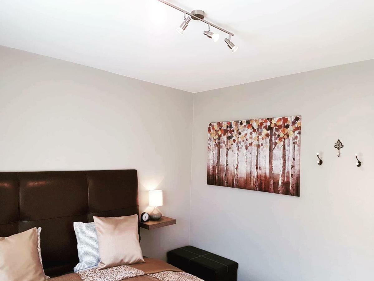 Akureyri Central Rooms Экстерьер фото